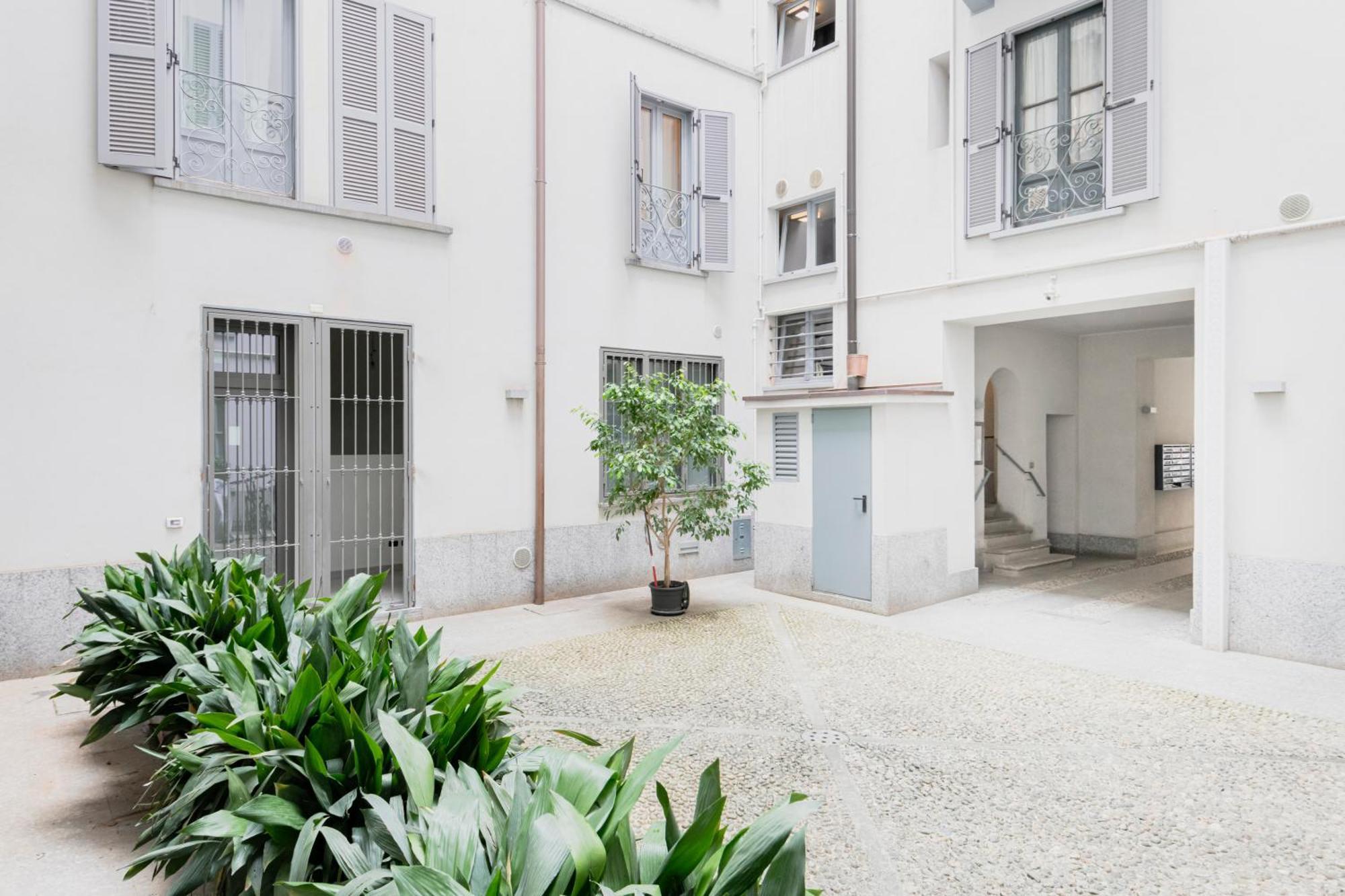 Easylife - Appartamento Elegante Moderno E Accogliente - La Tua Oasi In Citta Milánó Kültér fotó