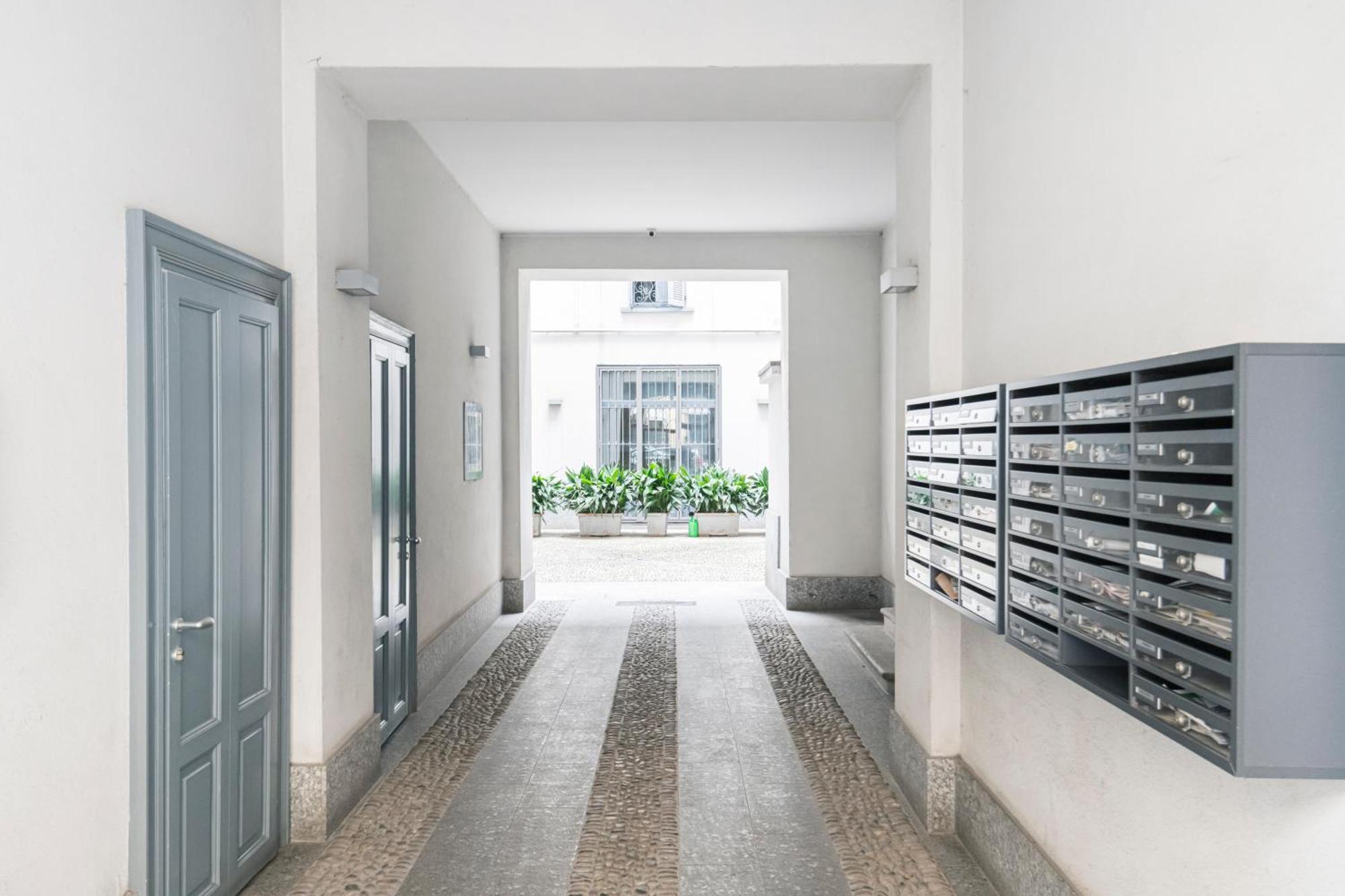Easylife - Appartamento Elegante Moderno E Accogliente - La Tua Oasi In Citta Milánó Kültér fotó
